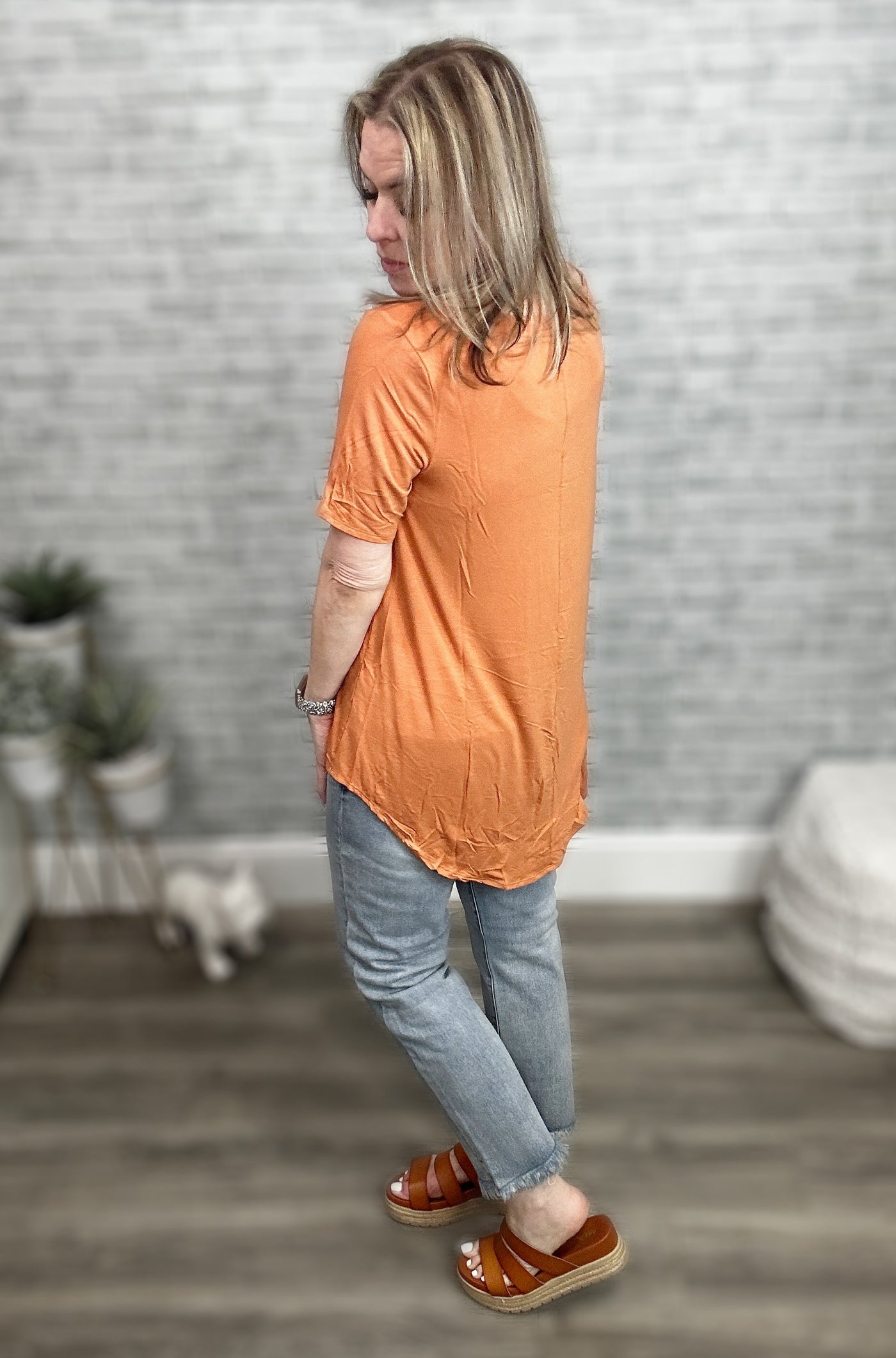 4 Colors - Luxe Rayon Short Sleeve V-Neck High Low Top