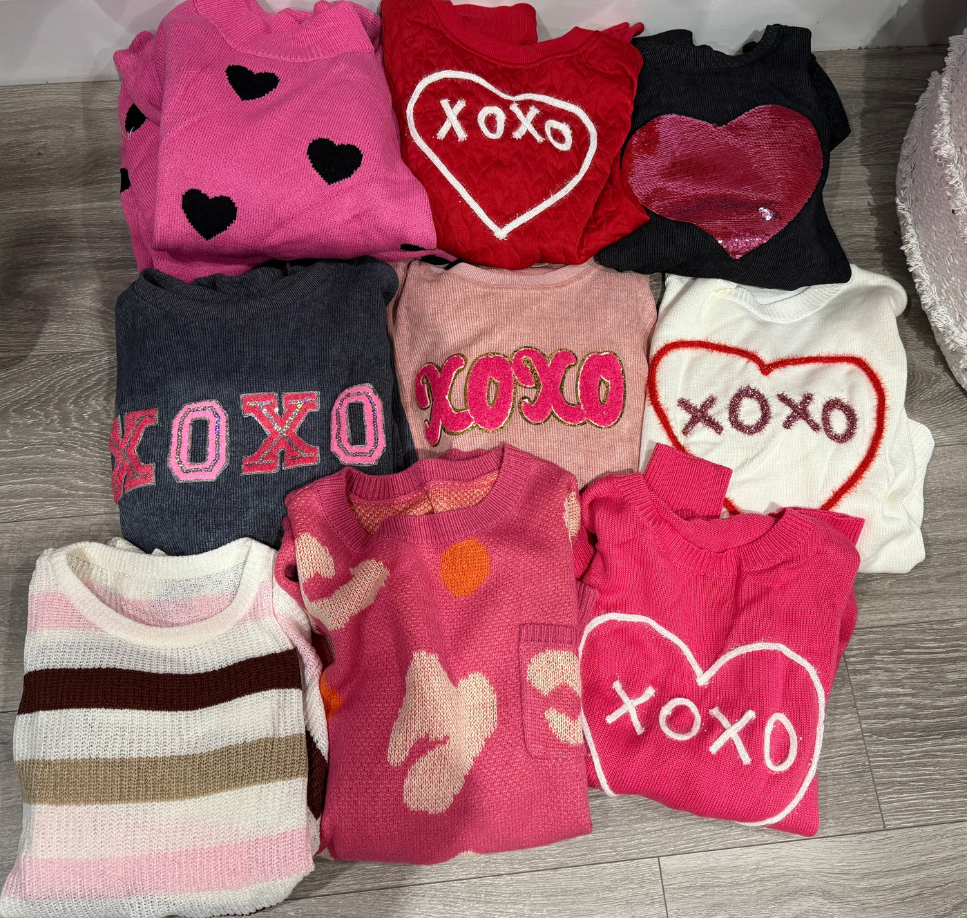 Love is in the Air - Various Items