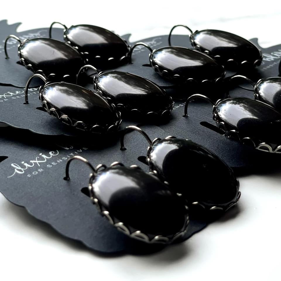 Black Onyx Eyelet Leverback Earrings {Dixie Bliss}