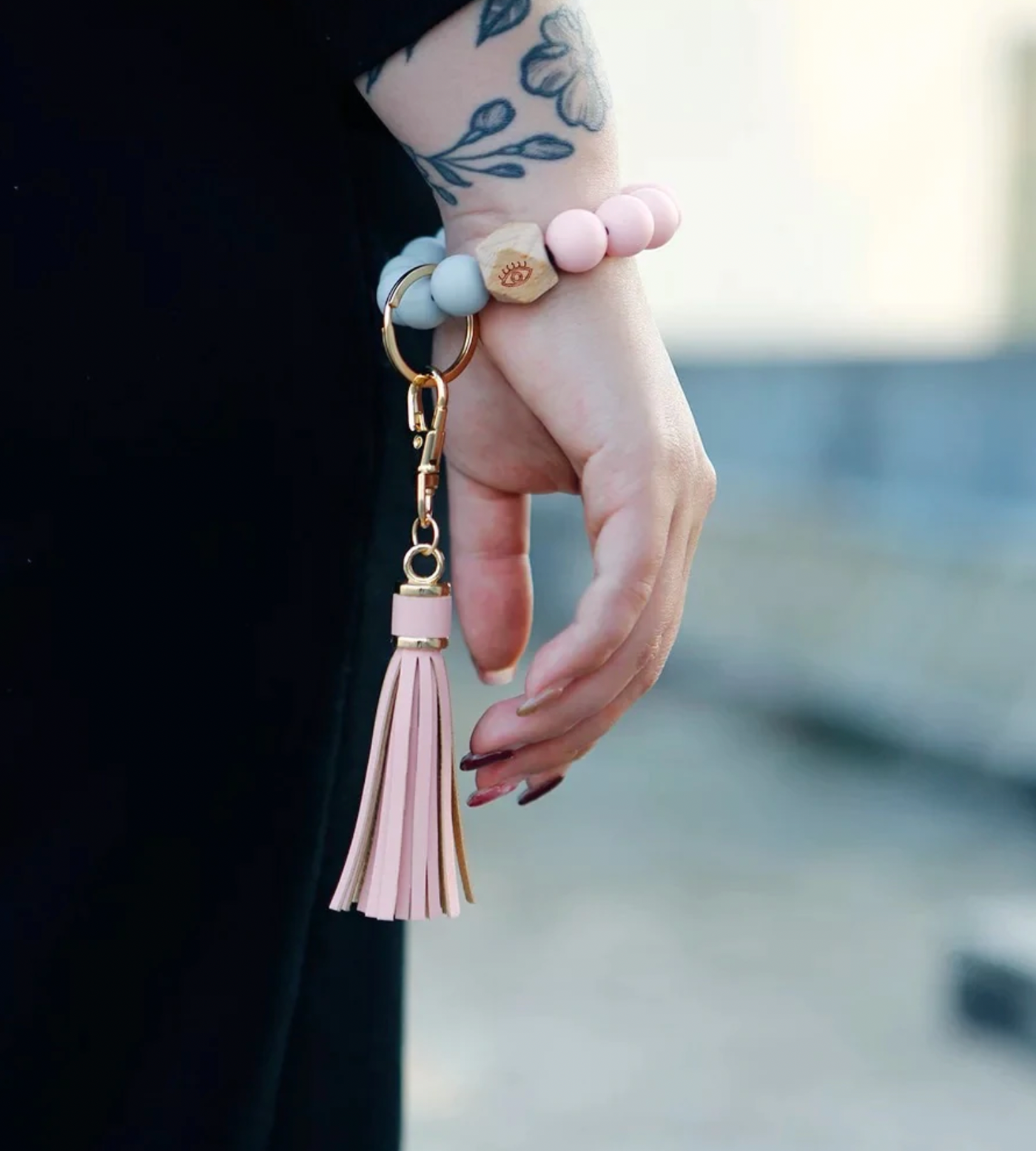 Chunky Beaded Keychain Keyring Bracelet with Tassel